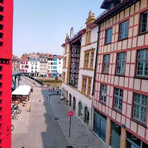  Apartamento Carré Des Halles Centre Historique